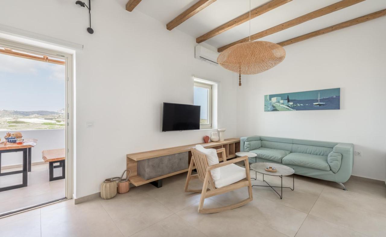 Milos Zen Suites Adamantas  Екстериор снимка